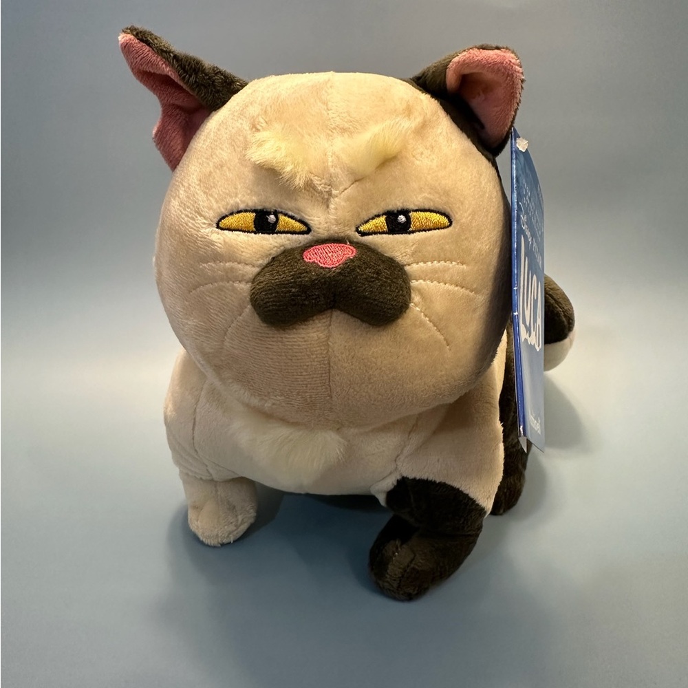 Machiavelli plush from Disney pixars’s Luca